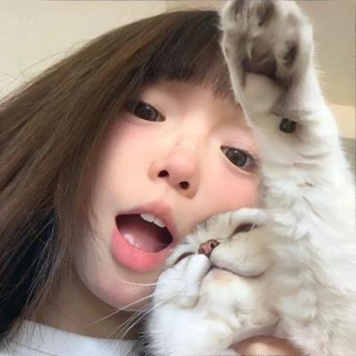 拿针的女孩